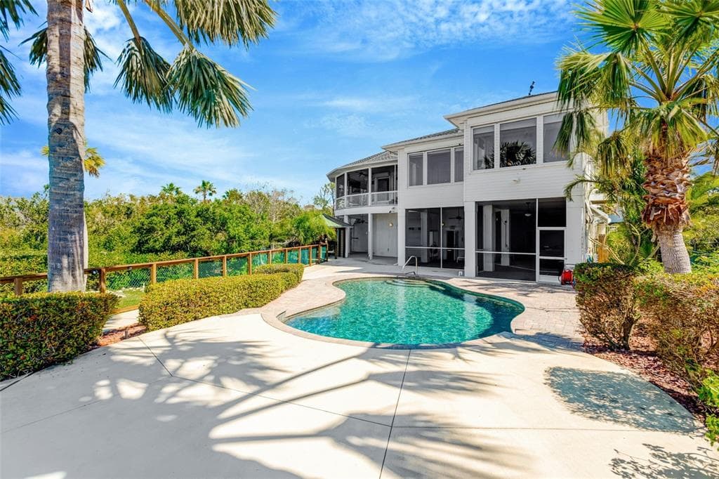 511 SEAVIEW DRIVE 4