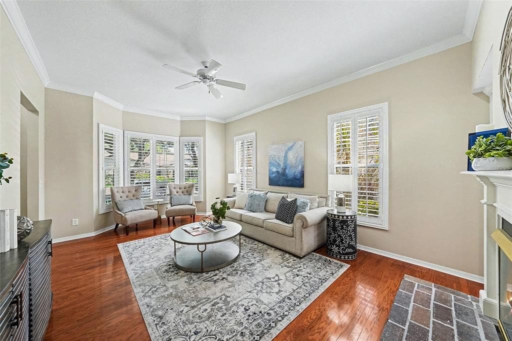 833 MARCO DRIVE NE photo 9