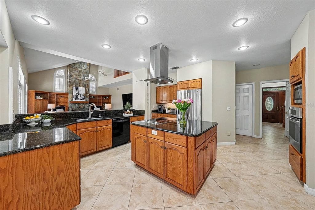 833 MARCO DRIVE NE photo 15