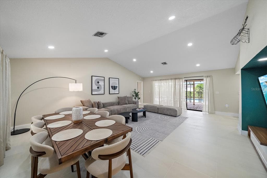 3041 CLIFFORD STREET photo 6