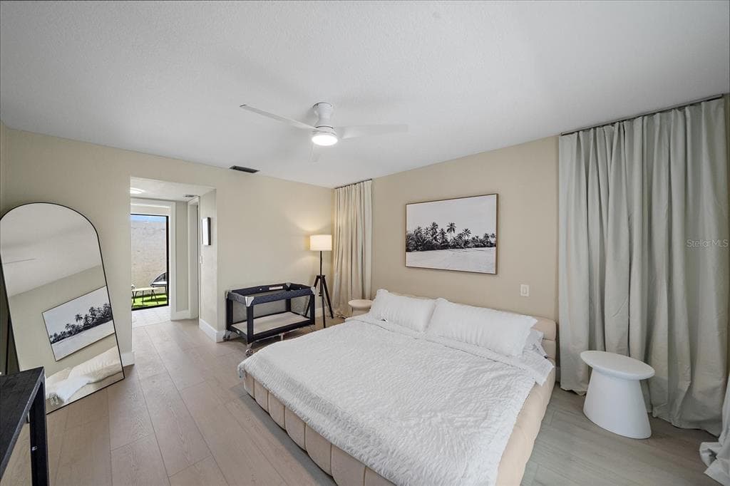 3041 CLIFFORD STREET photo 13