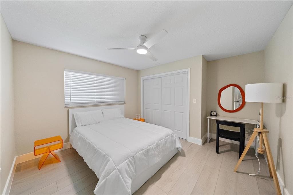 3041 CLIFFORD STREET photo 16