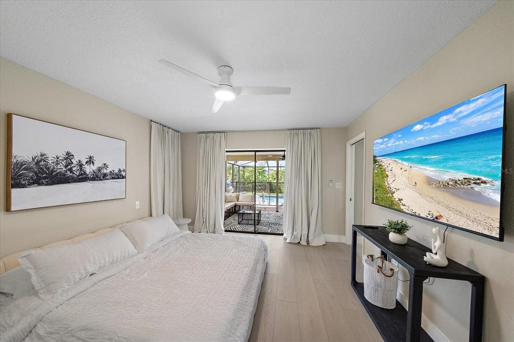 3041 CLIFFORD STREET photo 12