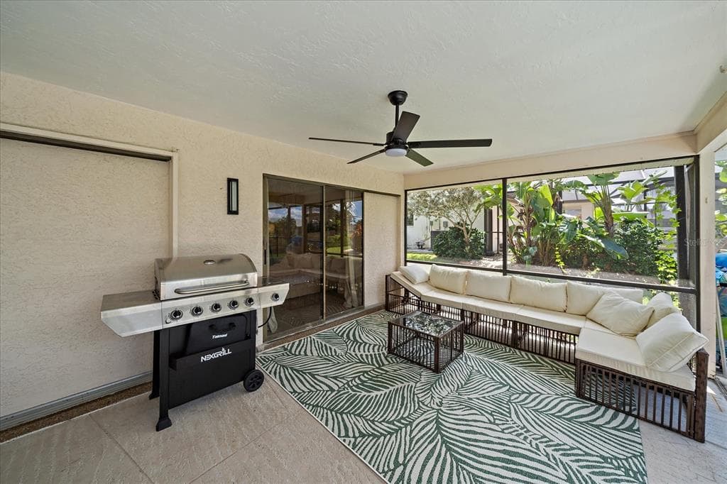 3041 CLIFFORD STREET photo 10