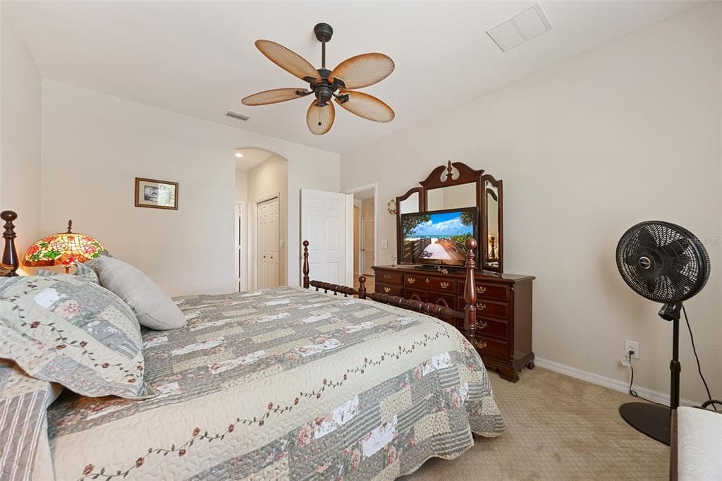 8648 LAKE FRONT COURT photo 22
