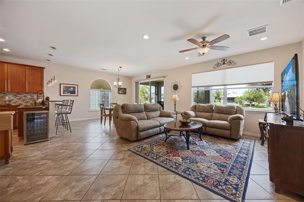 8648 LAKE FRONT COURT photo 8