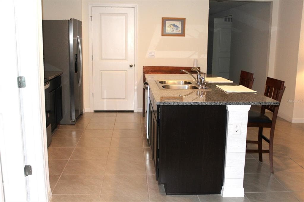 810 WILL SCARLETT AVENUE photo 16