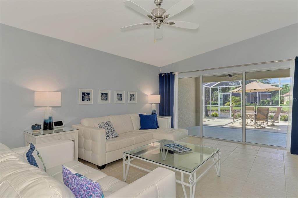 6099 BENEVENTO DRIVE photo 4