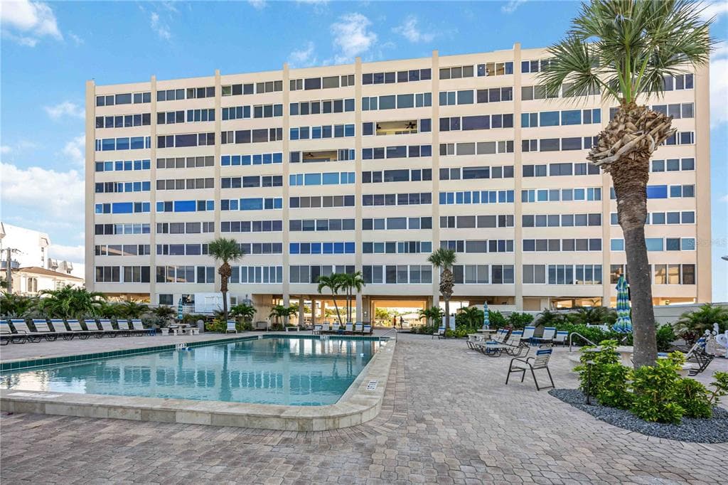 6140 MIDNIGHT PASS ROAD #606 3