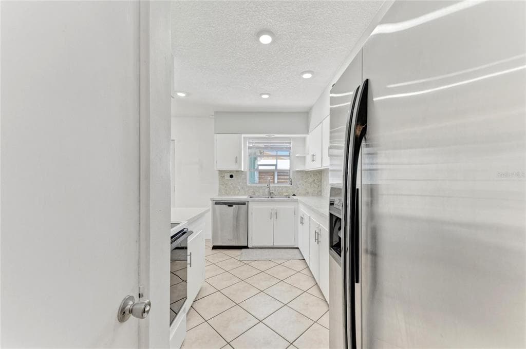 312 WINFIELD WAY photo 22
