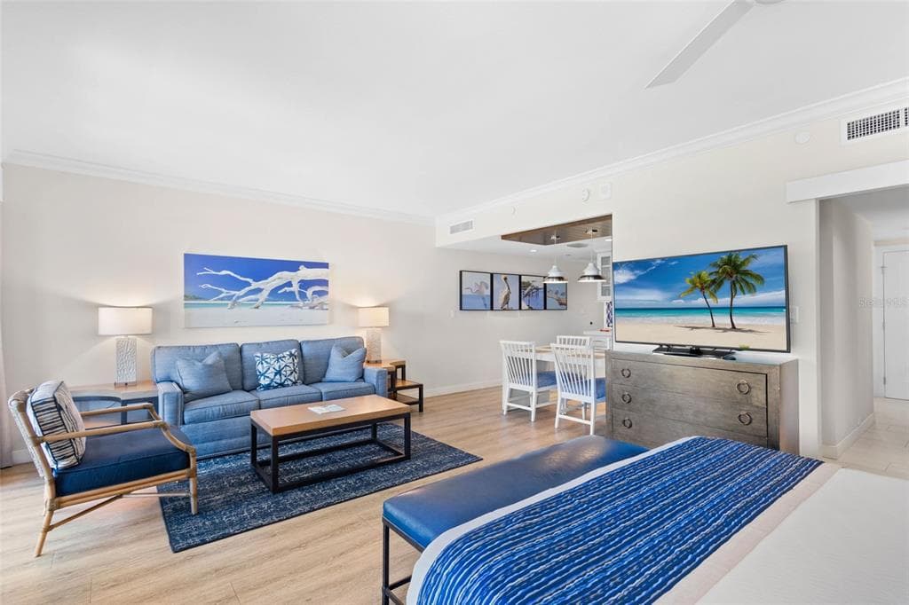 240 SANDS POINT ROAD 4104 photo 9