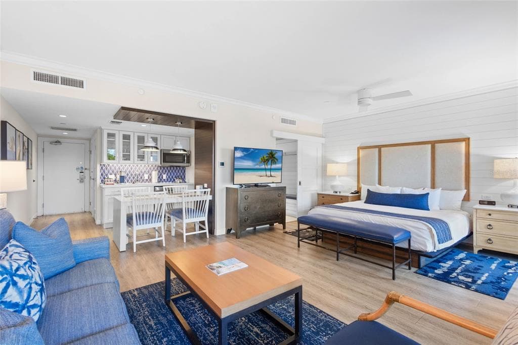 240 SANDS POINT ROAD 4104 photo 11