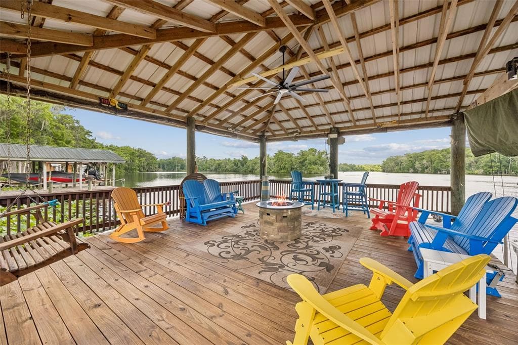 329 PARADISE CIRCLE photo 2