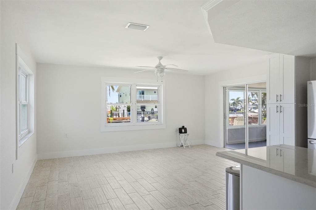 13840 BARNARD AVENUE photo 9