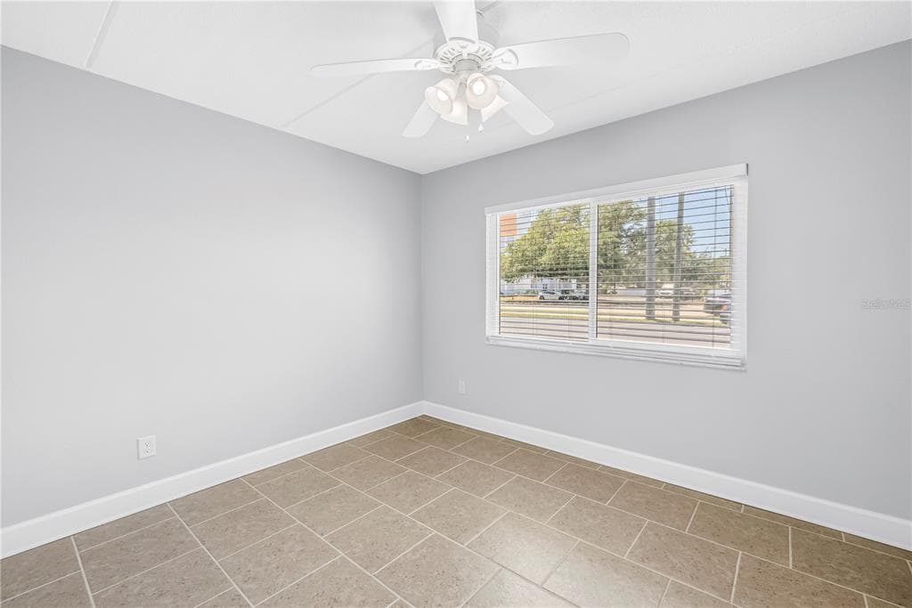 4435 1ST STREET NE 104 photo 13