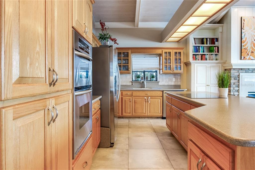 330 173RD AVENUE E photo 13