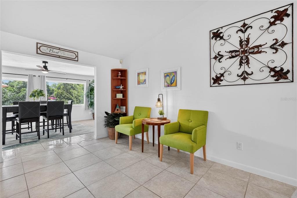 36 FLAMINGO DRIVE photo 17