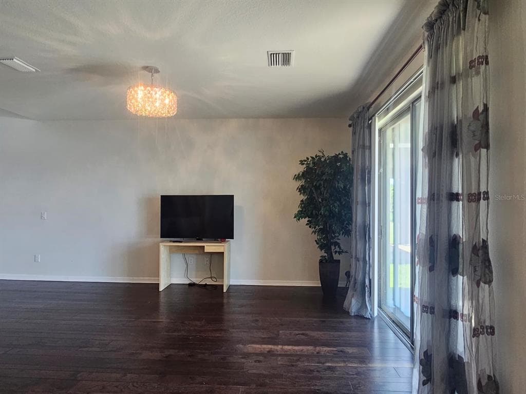 6022 SWEET BIRCH DRIVE photo 7