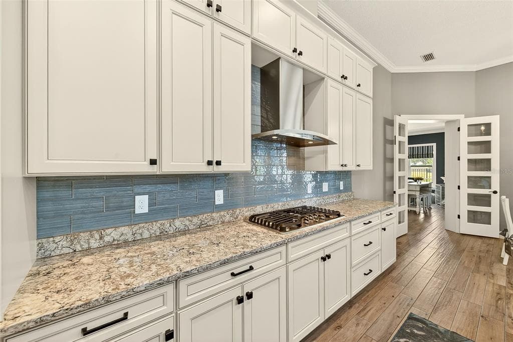 6951 CRESTPOINT DRIVE photo 18
