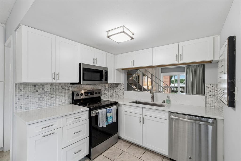 2424 W TAMPA BAY BOULEVARD I204 photo 8