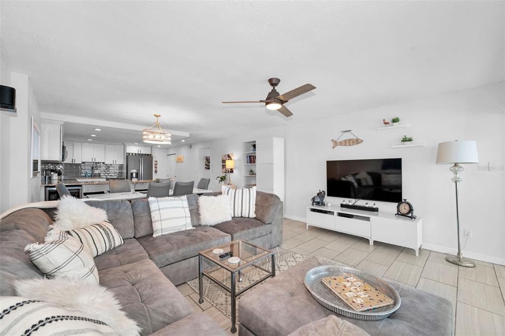 855 BAYWAY BOULEVARD 708 photo 10