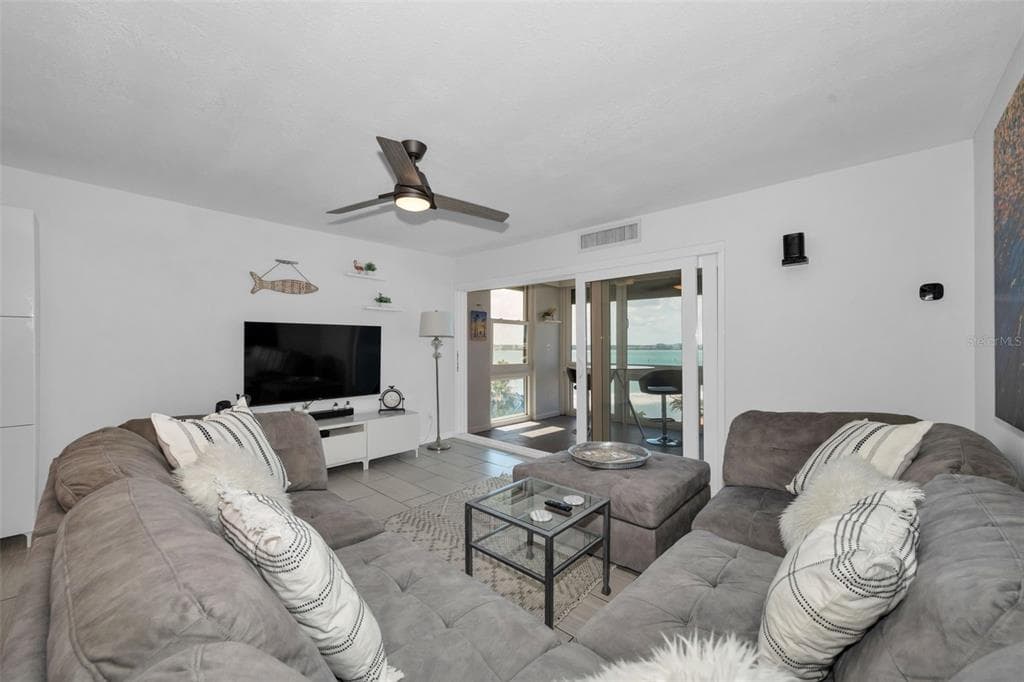 855 BAYWAY BOULEVARD 708 photo 11
