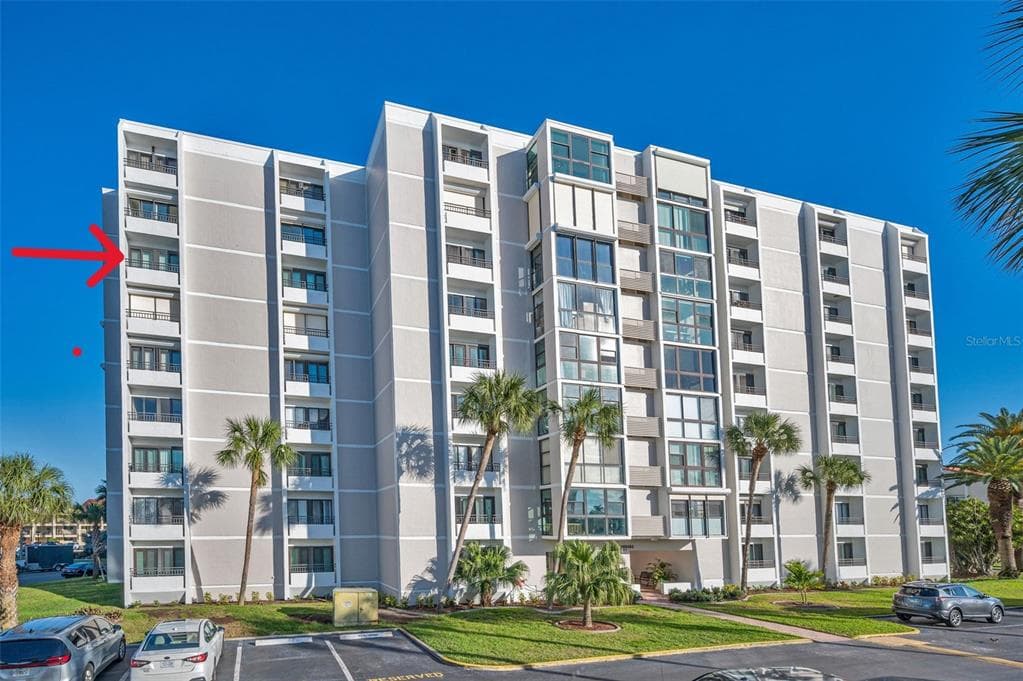 855 BAYWAY BOULEVARD 708 photo 4