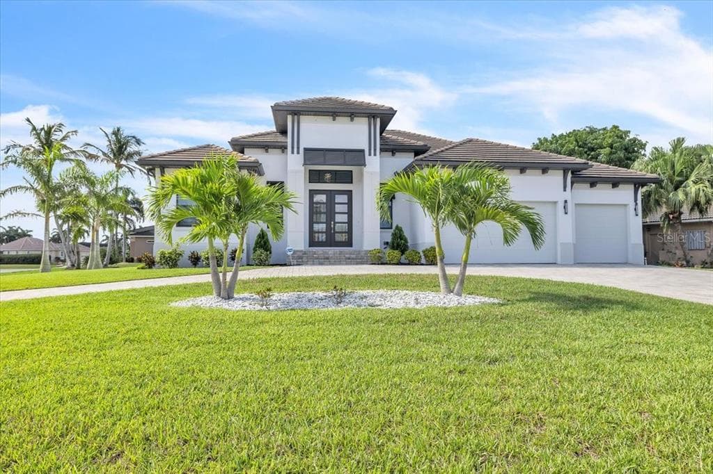 1323 PENGUIN COURT photo 1