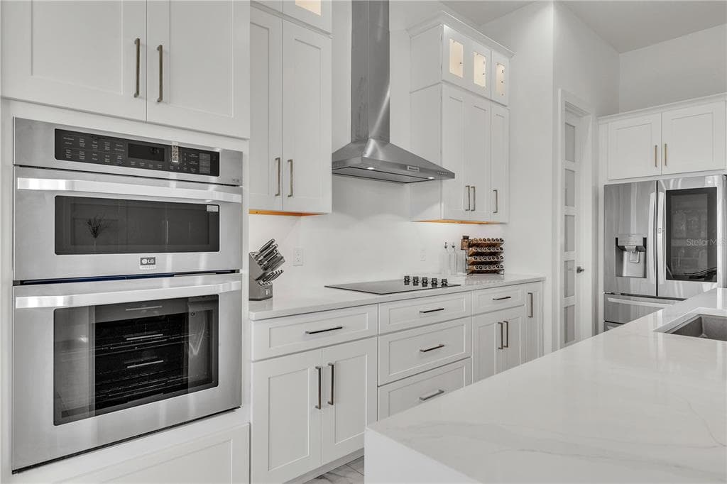 1323 PENGUIN COURT photo 9