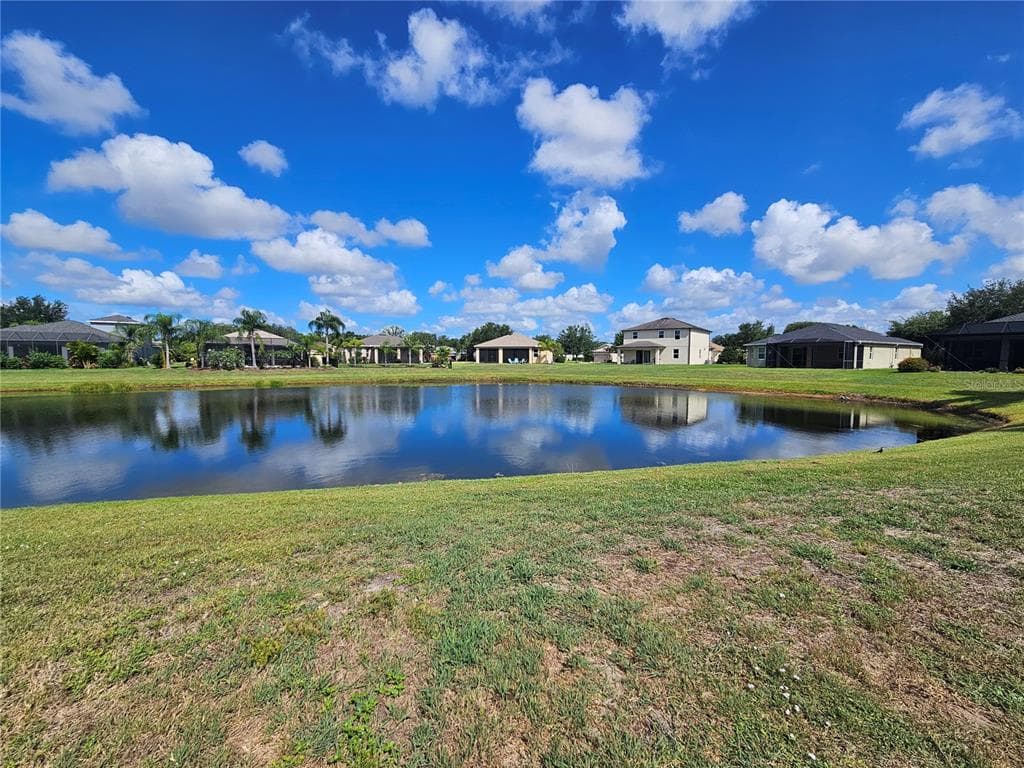 118 PEONY COURT photo 24