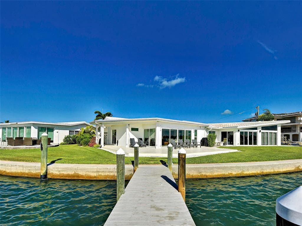 885 WHITE CAP CIRCLE 34 photo 1