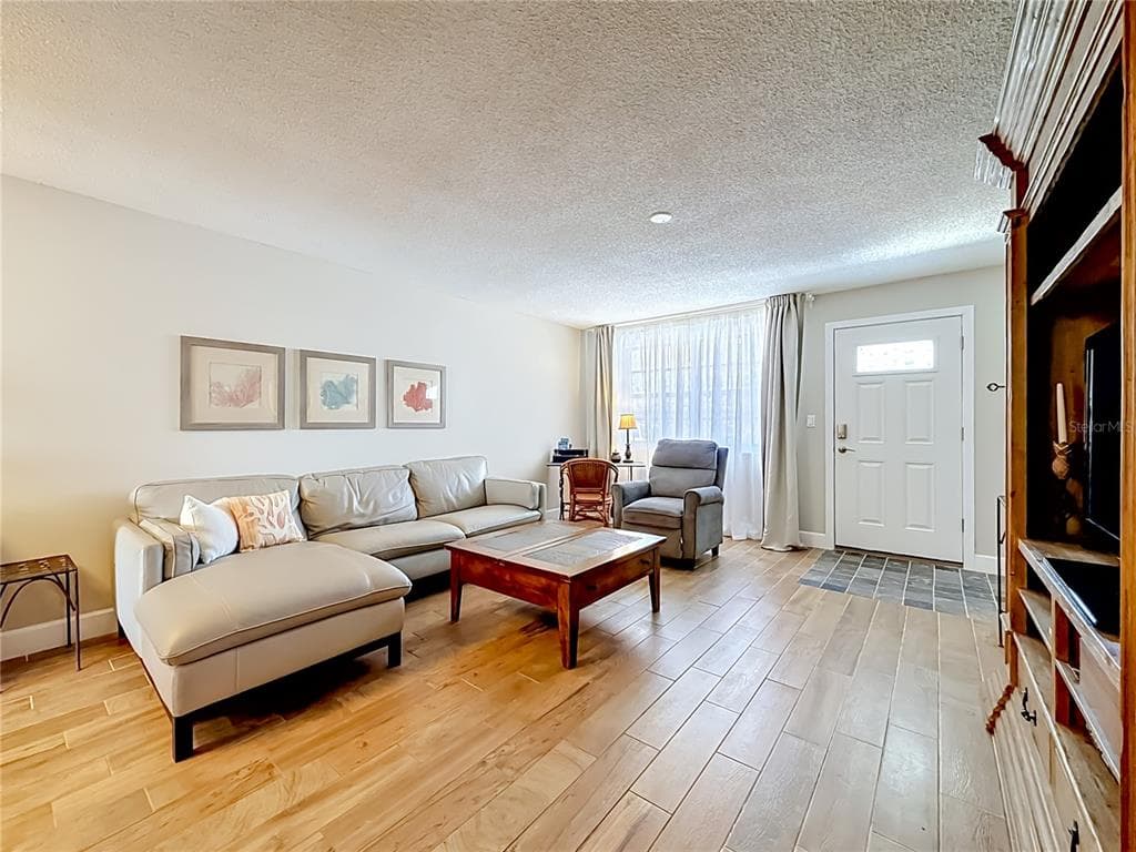 5925 SHORE BOULEVARD S 107 photo 6