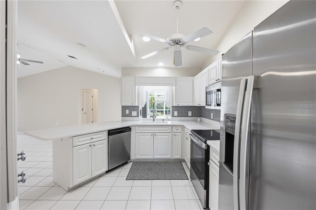 63 CLUBHOUSE ROAD photo 14