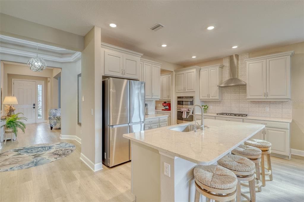 6374 GRANDVIEW HILL COURT photo 17