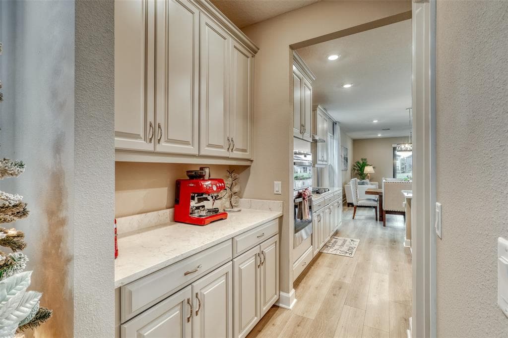 6374 GRANDVIEW HILL COURT photo 20