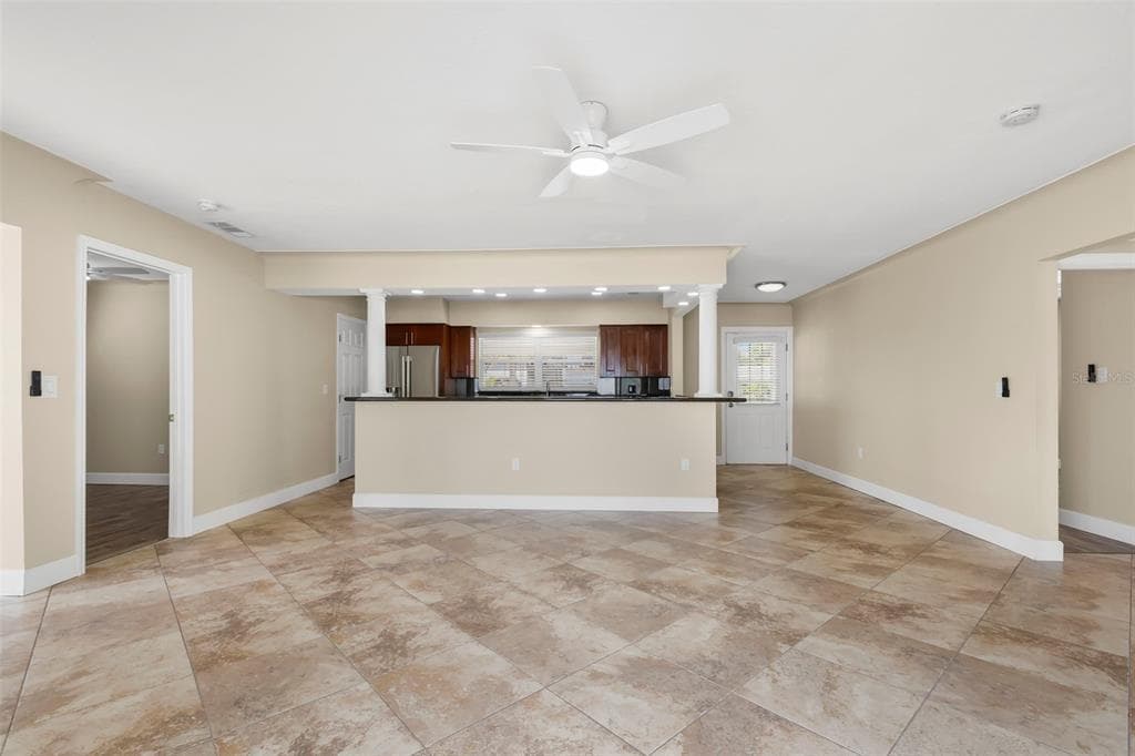 708 SUNSET COVE photo 19