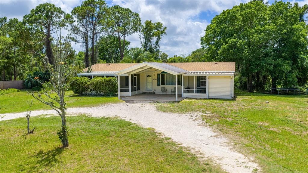 1055 ACEE DRIVE photo 2
