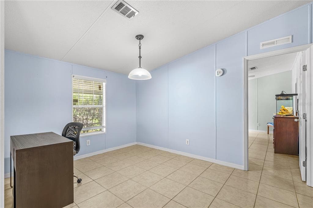 1055 ACEE DRIVE photo 22