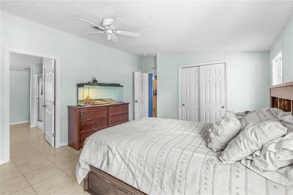 1055 ACEE DRIVE photo 24