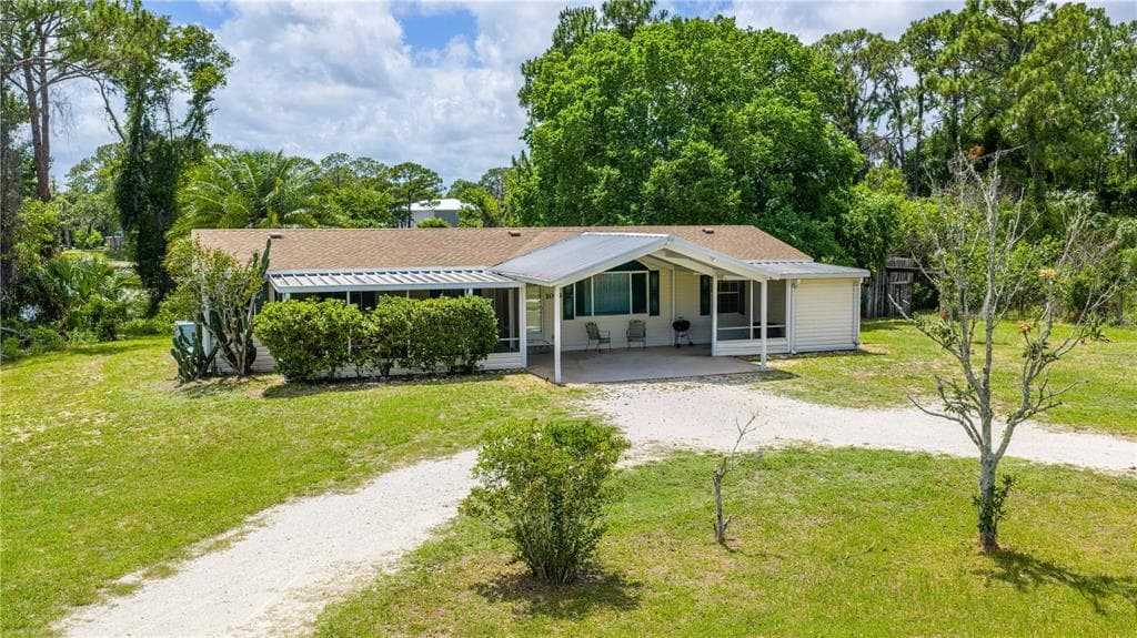 1055 ACEE DRIVE photo 4