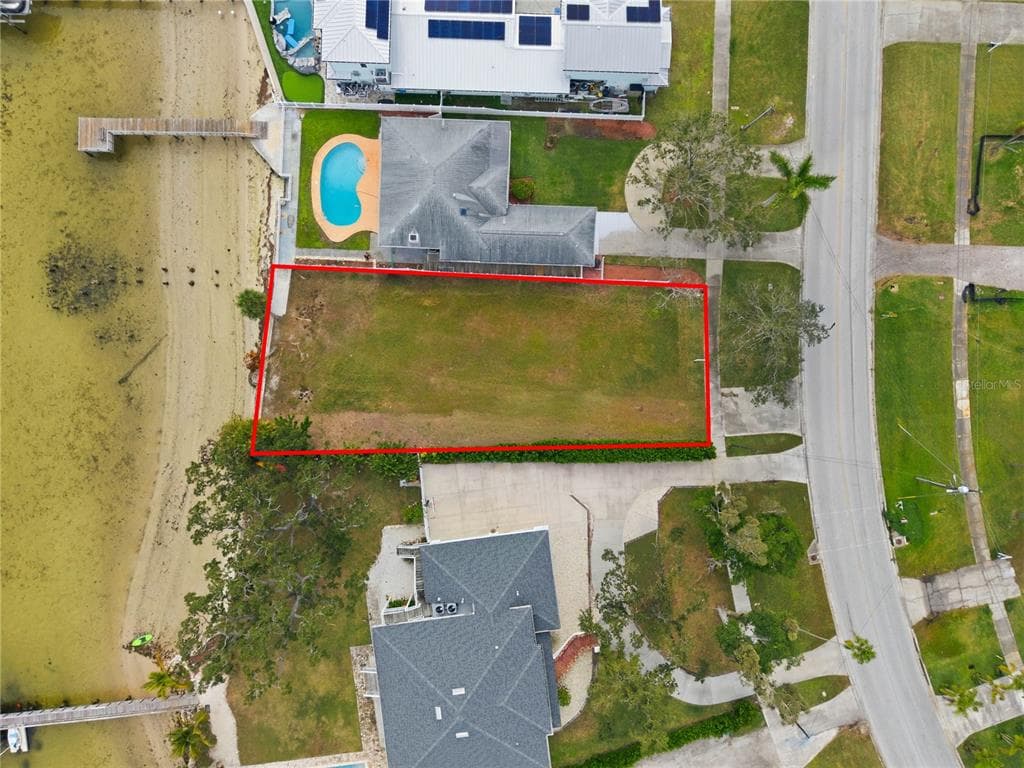 6043 BAYOU GRANDE BOULEVARD NE photo 9