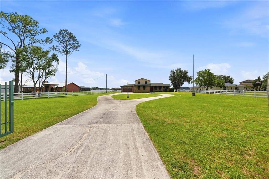 2731 STATE ROAD 557 4