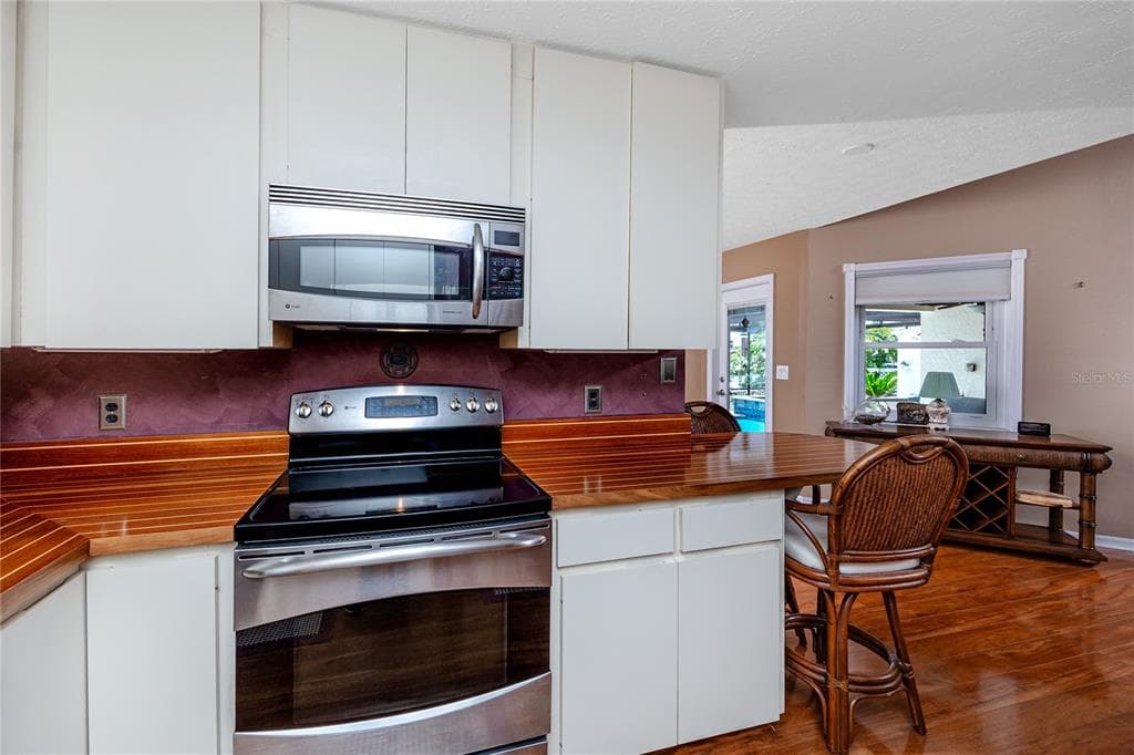 1116 KINGFISH PLACE photo 15