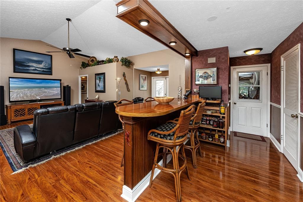 1116 KINGFISH PLACE photo 11