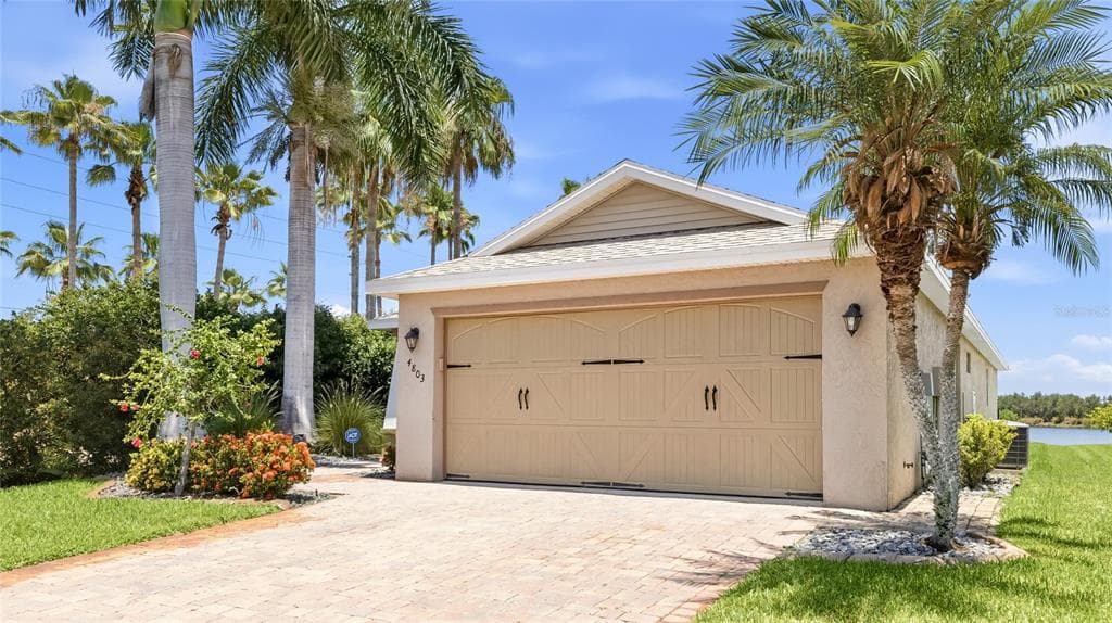 4803 SAN ORTEBELLO DRIVE photo 2