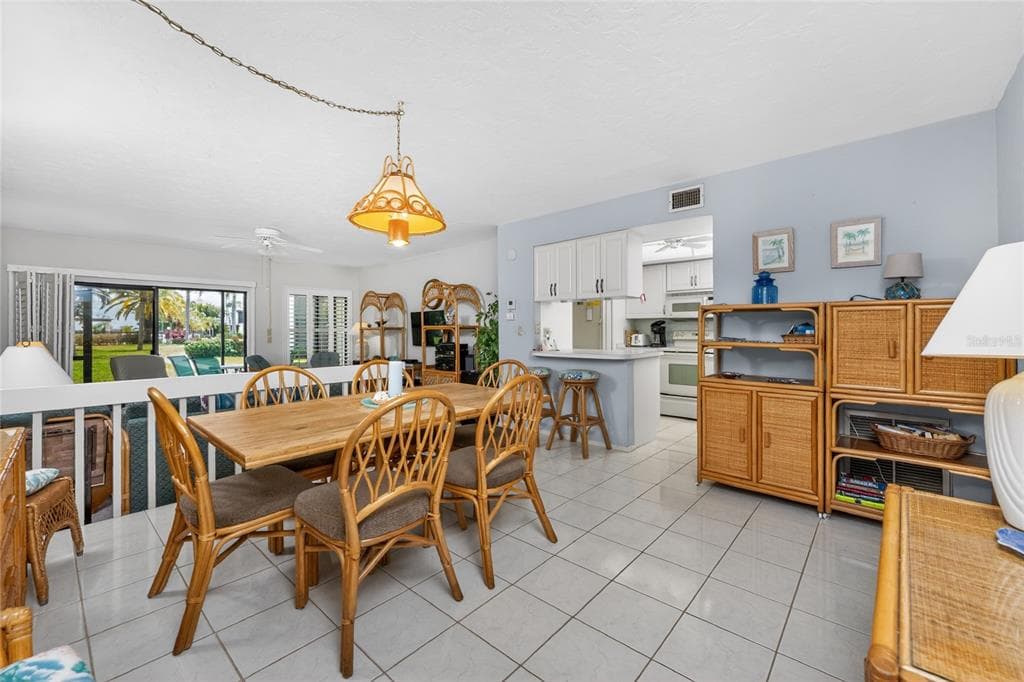 2955 N BEACH ROAD B-614 photo 17