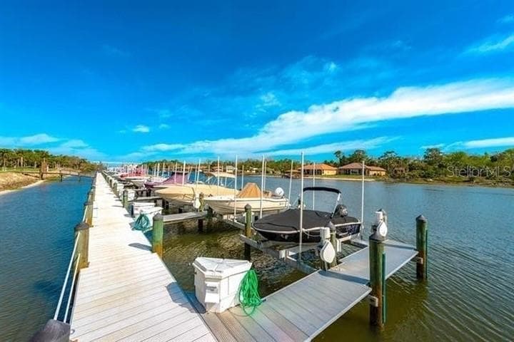 700 CANOPY WALK LANE 734 photo 4
