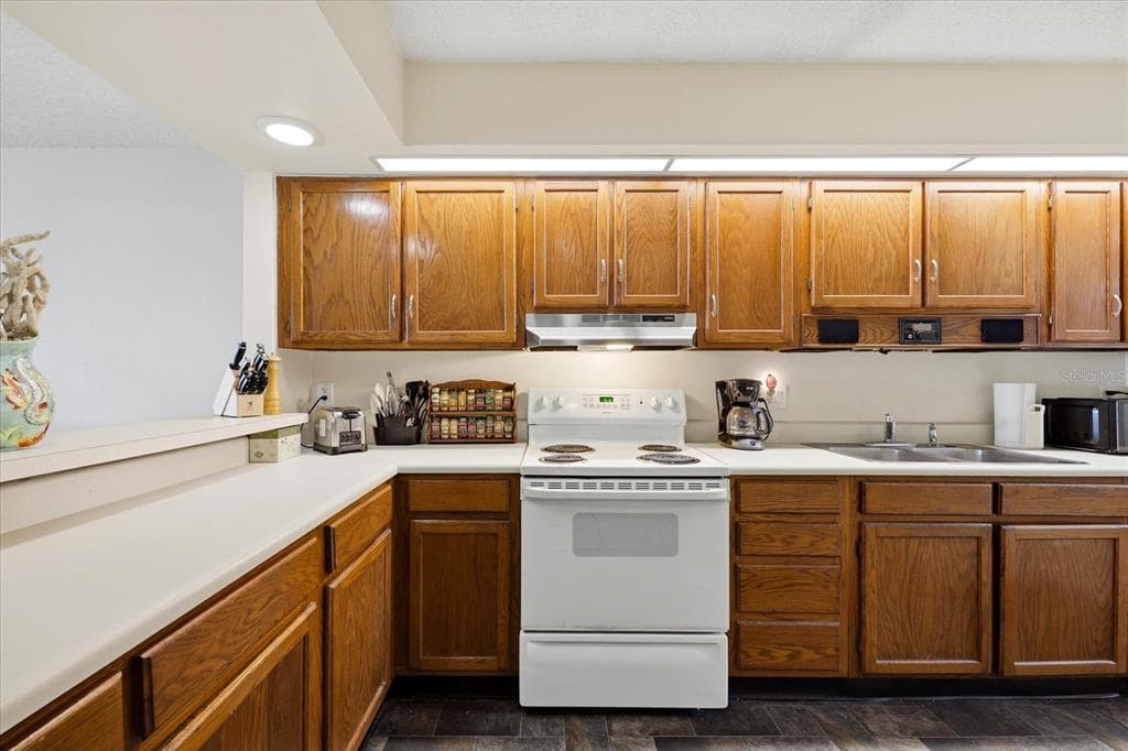 818 BAHIA DEL SOL DRIVE 28 photo 14