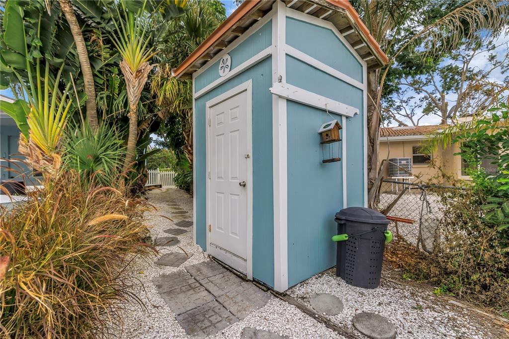 4911 PALMETTO POINT DRIVE photo 23
