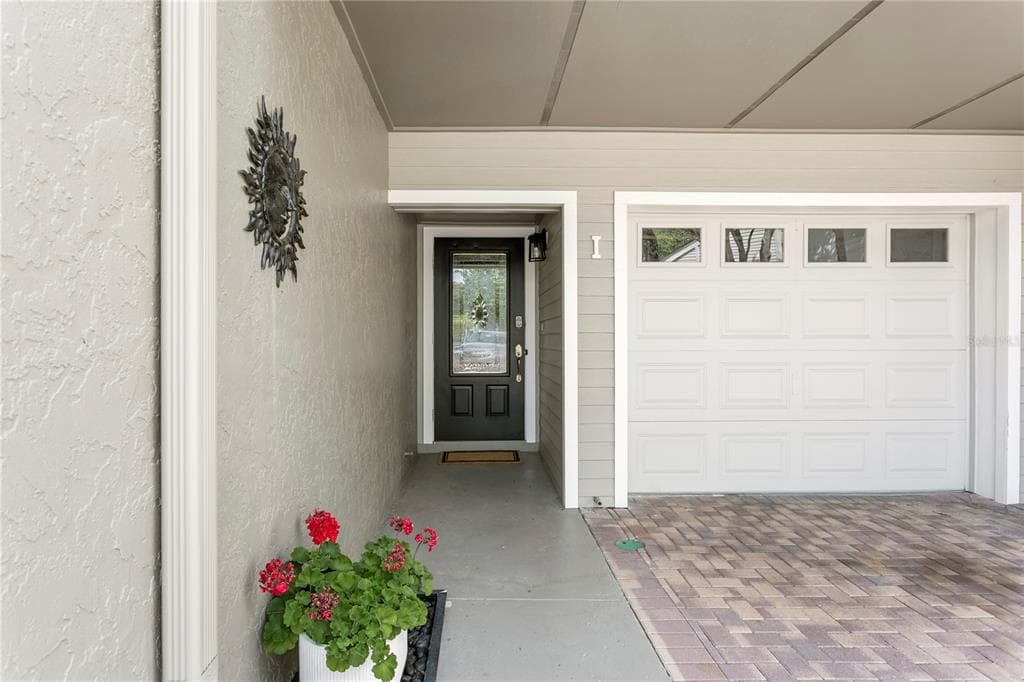 360 PINELLAS BAYWAY S I photo 3